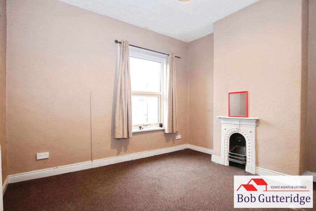BEDROOM TWO (FRONT)