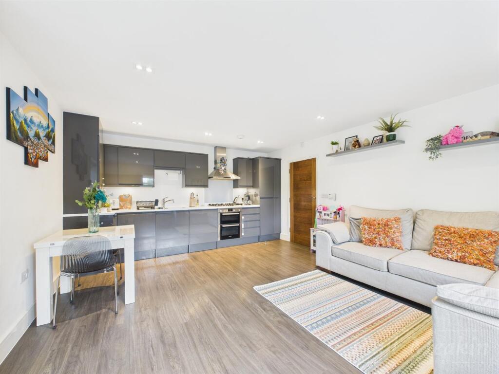 Kitchen / Living area