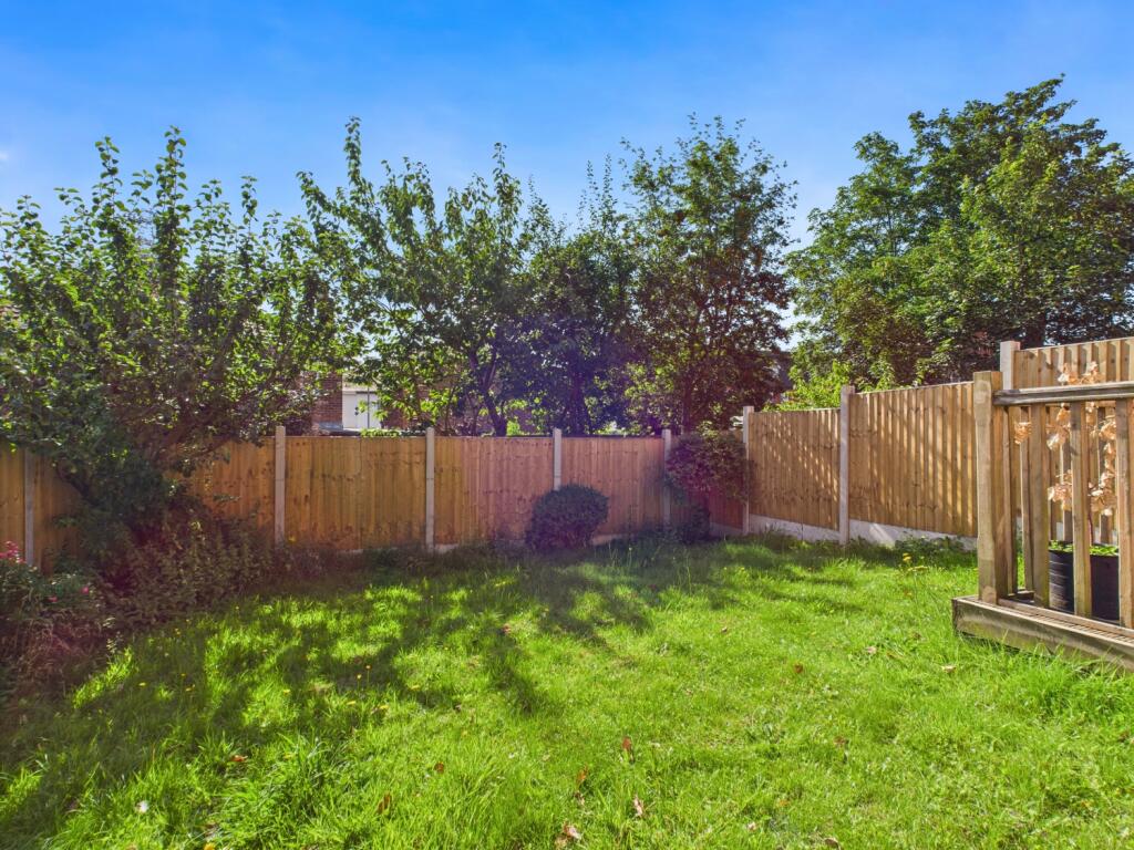 CAM03729G0-PR0091-STILL029