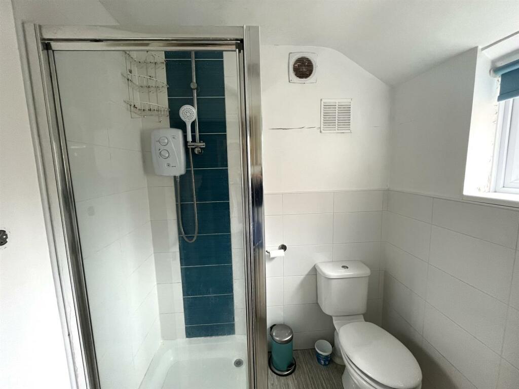 Bathroom.JPEG