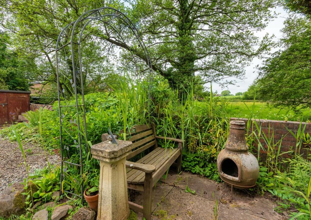 Ledwyche House_Garden 003.jpg
