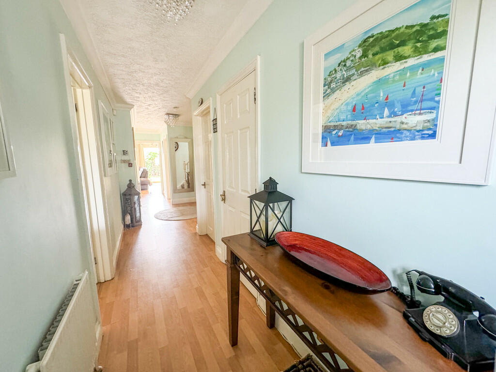 hall1