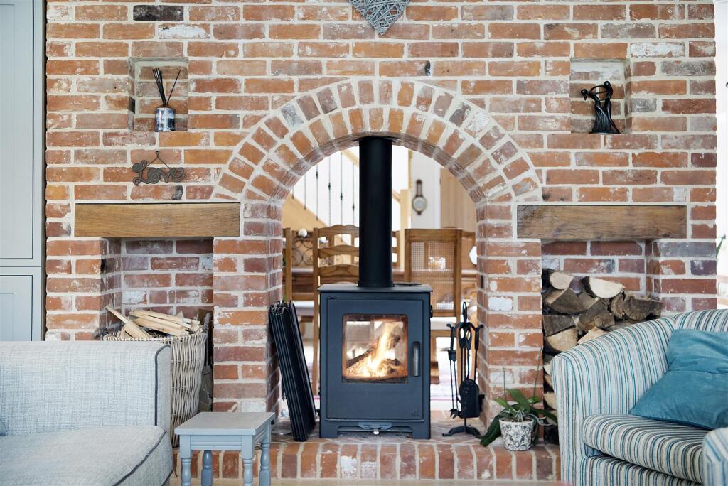 Lime Tree Barn ph43.jpg