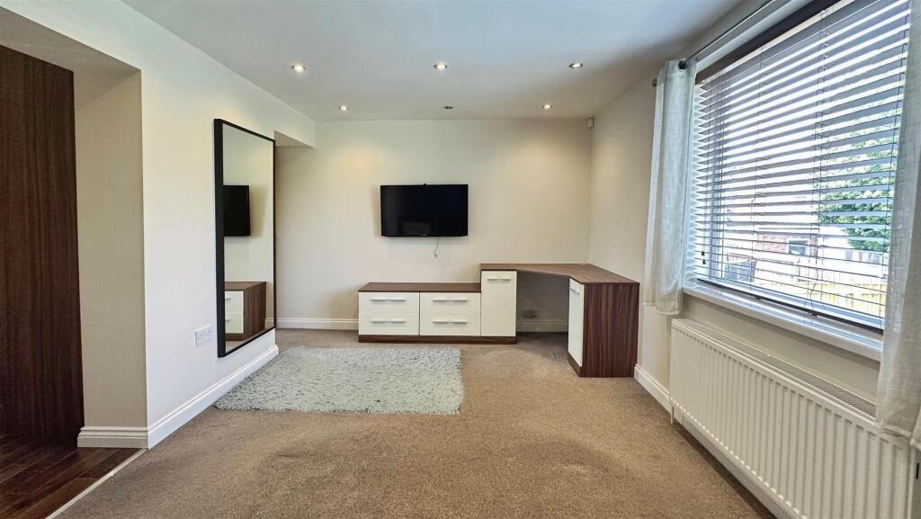 fc395a88--4BC1-9D73-952C48DF4097-66192-000015641DB