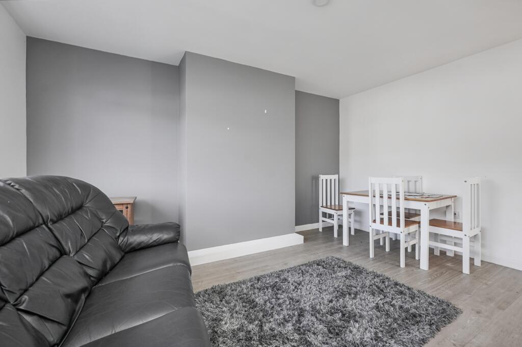 13 Meadowbrook Road, Ashford, Kent, TN24 9AZ