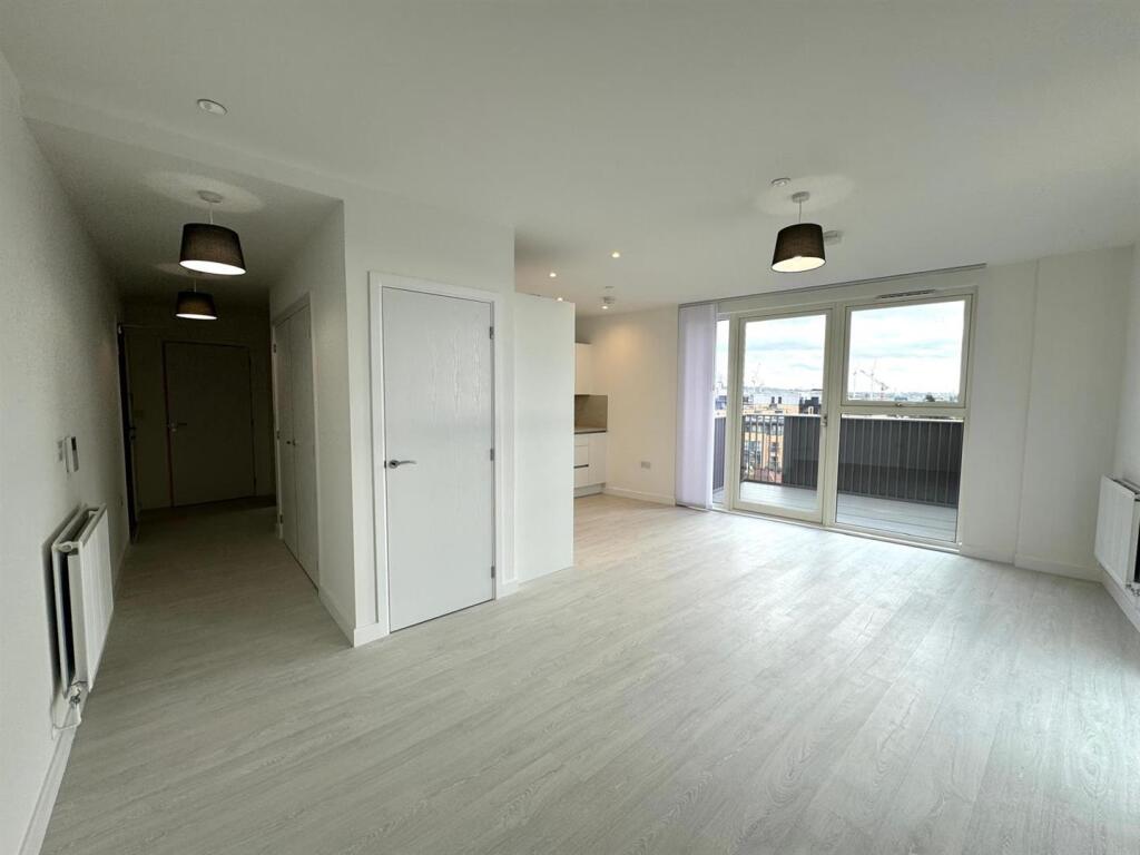 Living Room.jpg