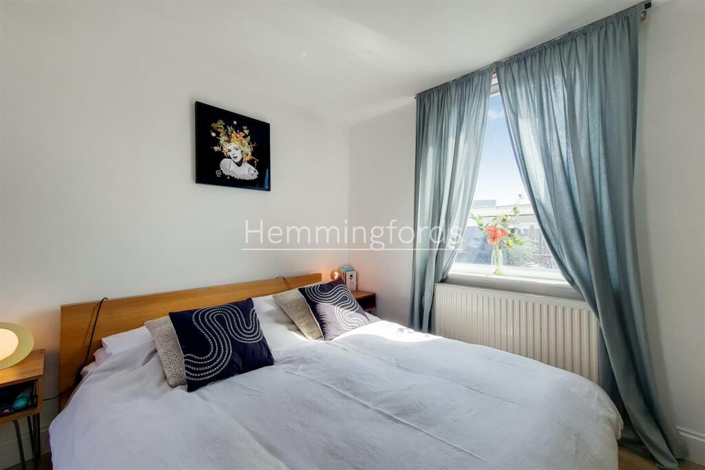 8_Main Bedroom-1.jpg