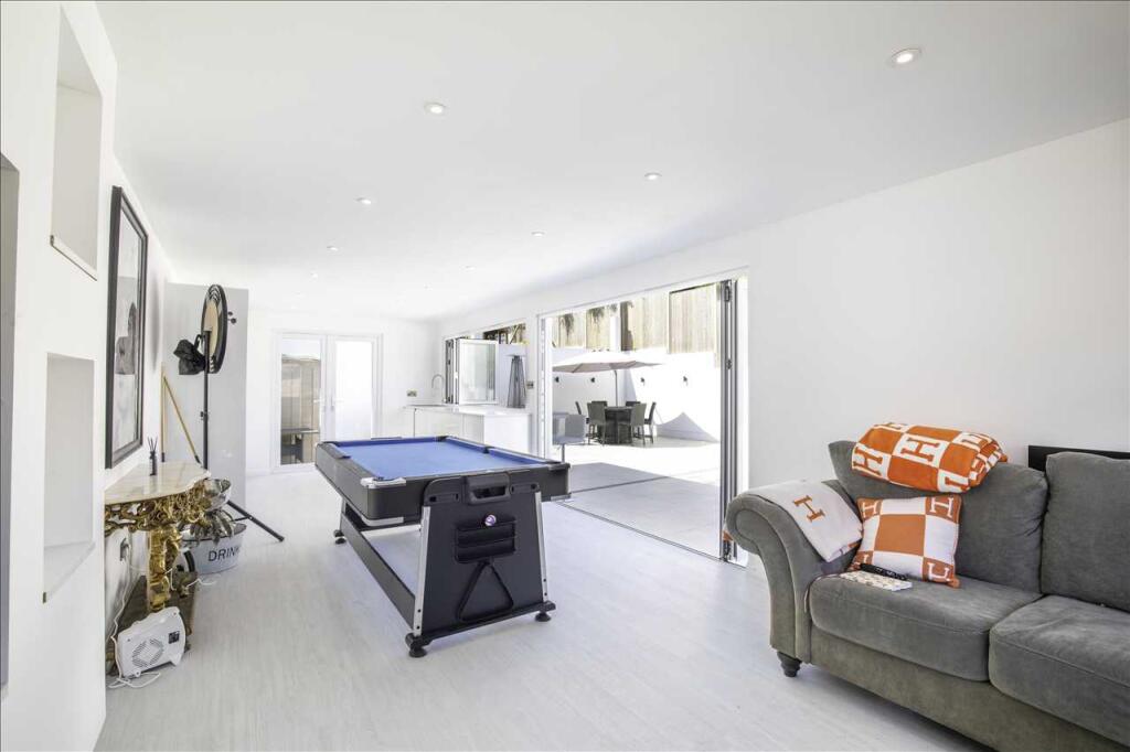 Garden Room
