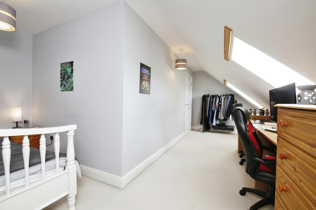 Bedroom Seven