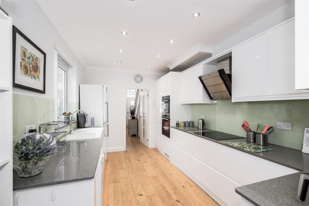 63 beresford Road-25.jpg
