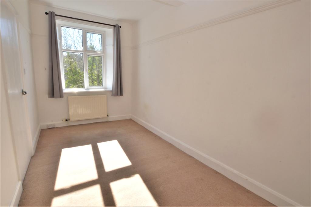 Bedroom 2/Study