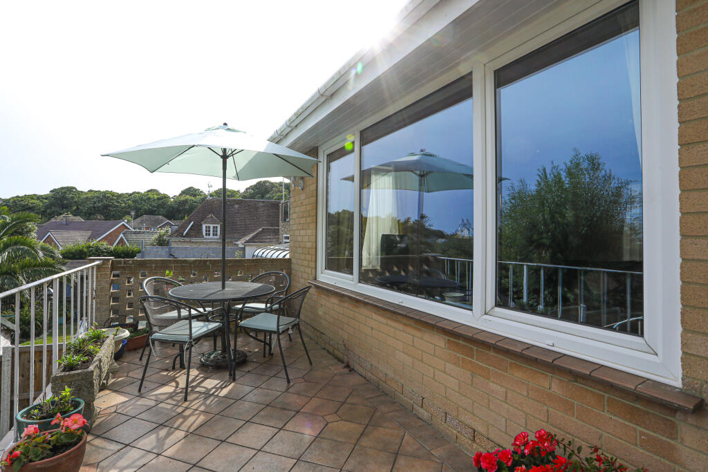 general 21 Seven Sto