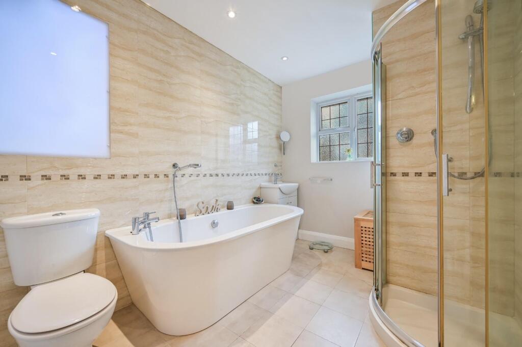 VERNON WALK, - (18).jpg