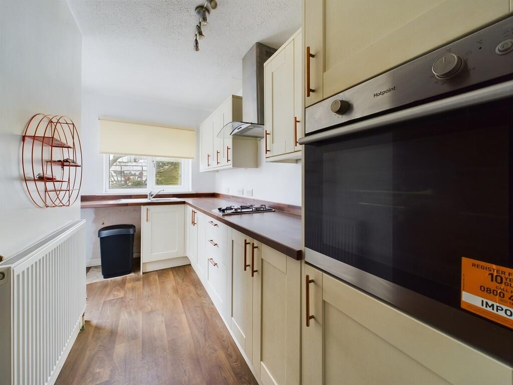 CAM02089G0-PR0409...