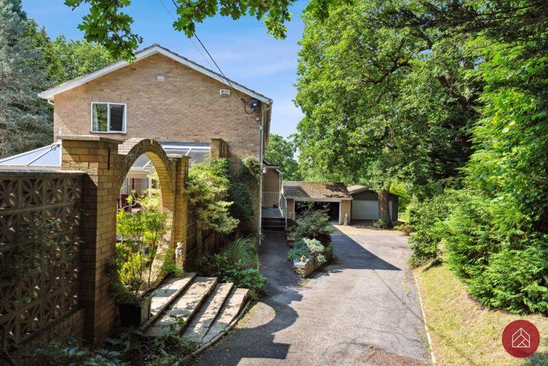 Driveway &amp; Garages