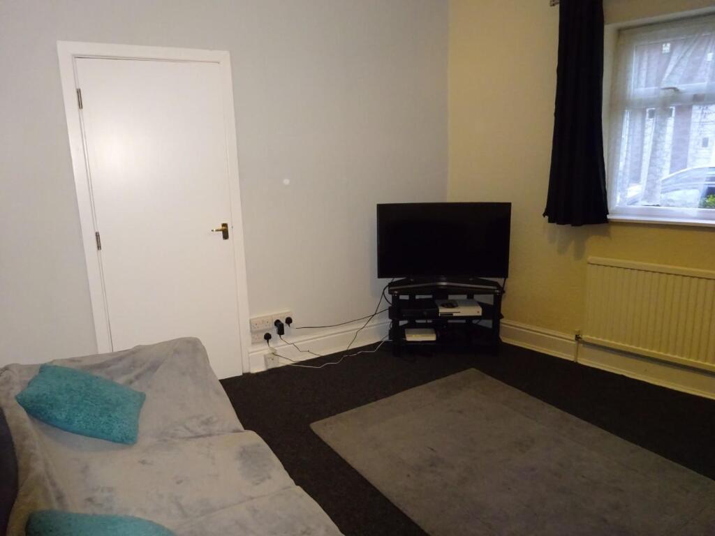 Lounge2.jpg