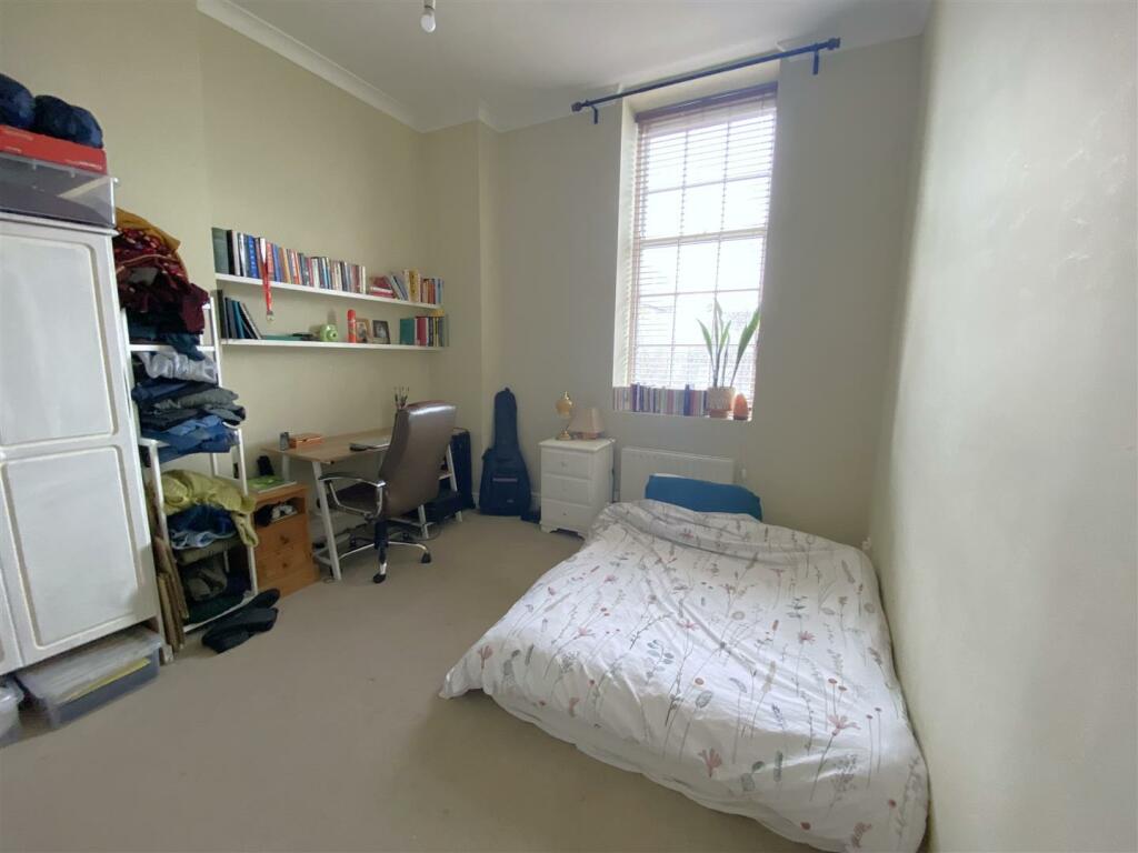 Bedroom.jpg