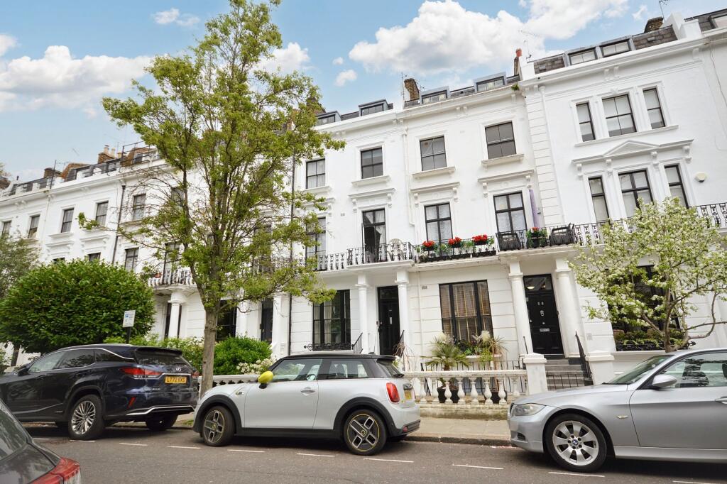 Flat D, 58 Hereford Road, Bayswater, London W2 5AJ