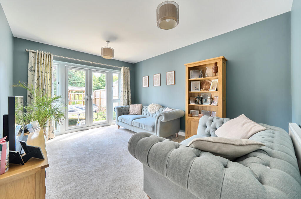 1332223-16-688a33...