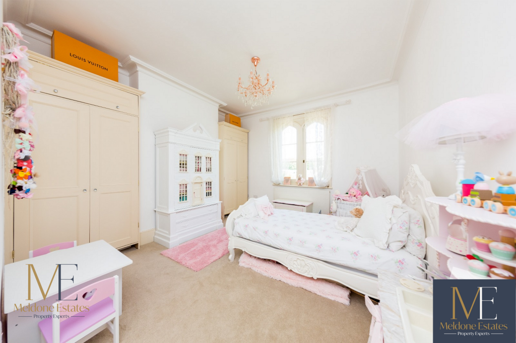 Bedroom_2