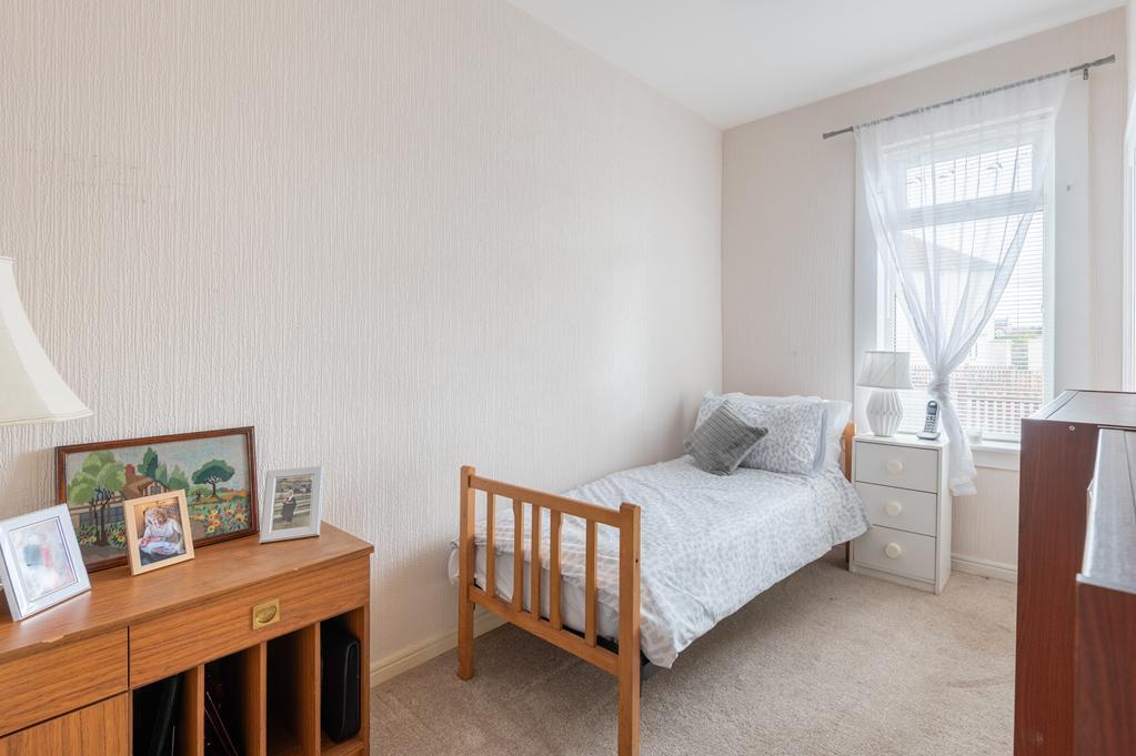 BEDROOM 2 AGAIN