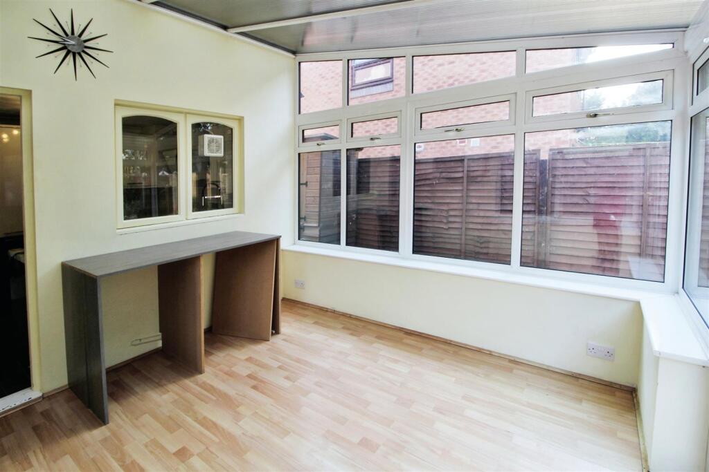 3eb6a5fc-Consevatory-Use.jpg