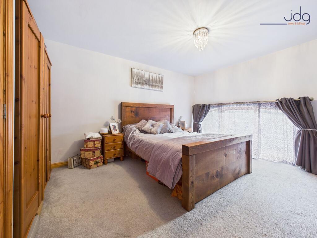 Double Bedroom 1 with Ensuite