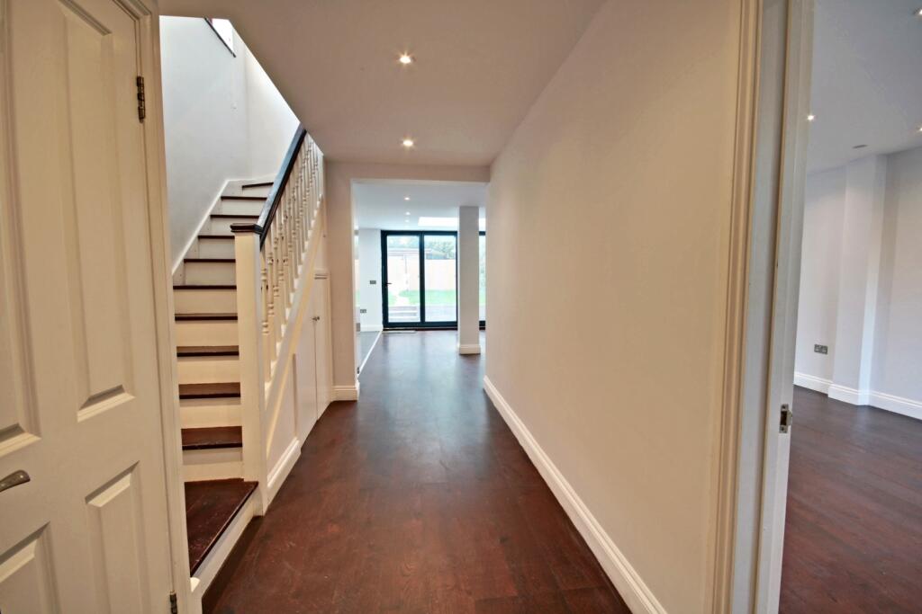 44 Bowness Crescent - Hallway-Kitchen