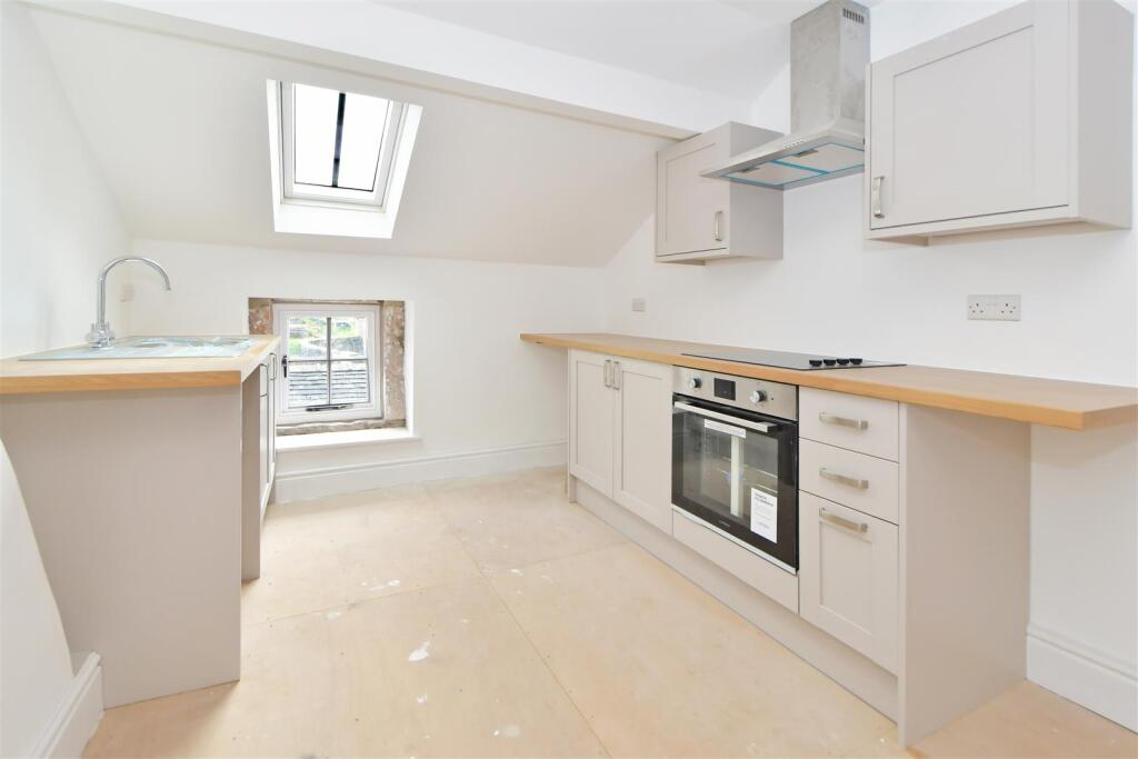 Flat 1 (7).JPG