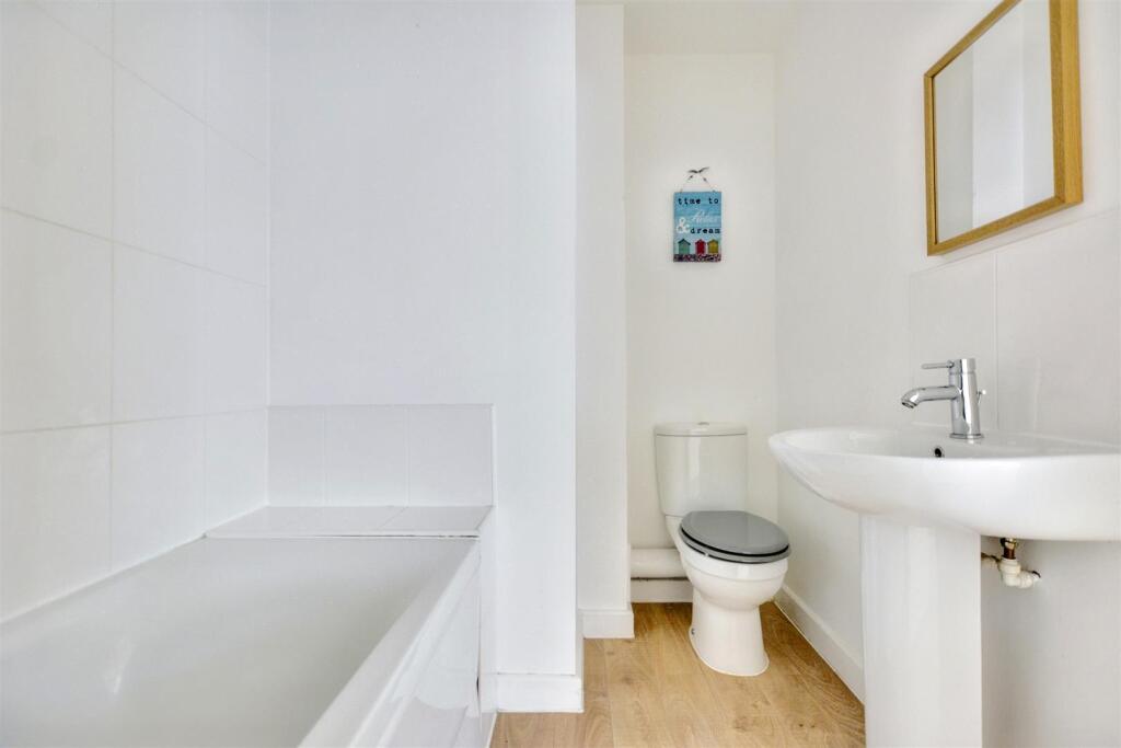 Bathroom.jpeg