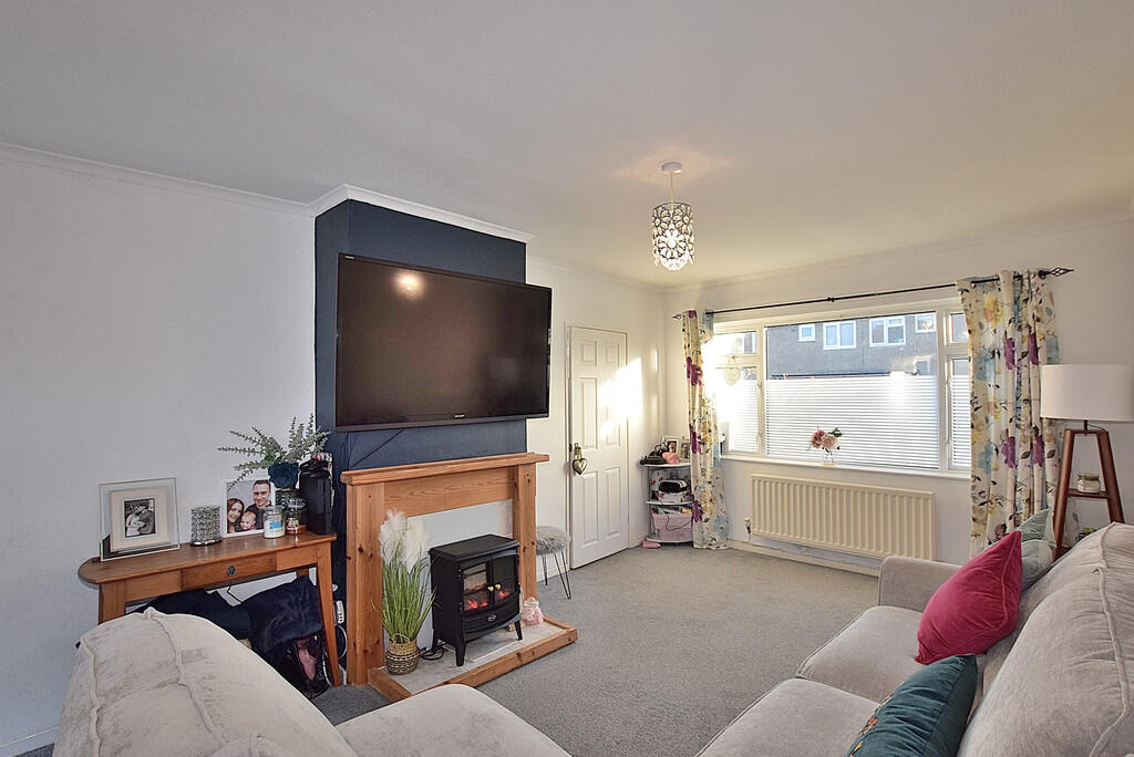 living room alt_0...