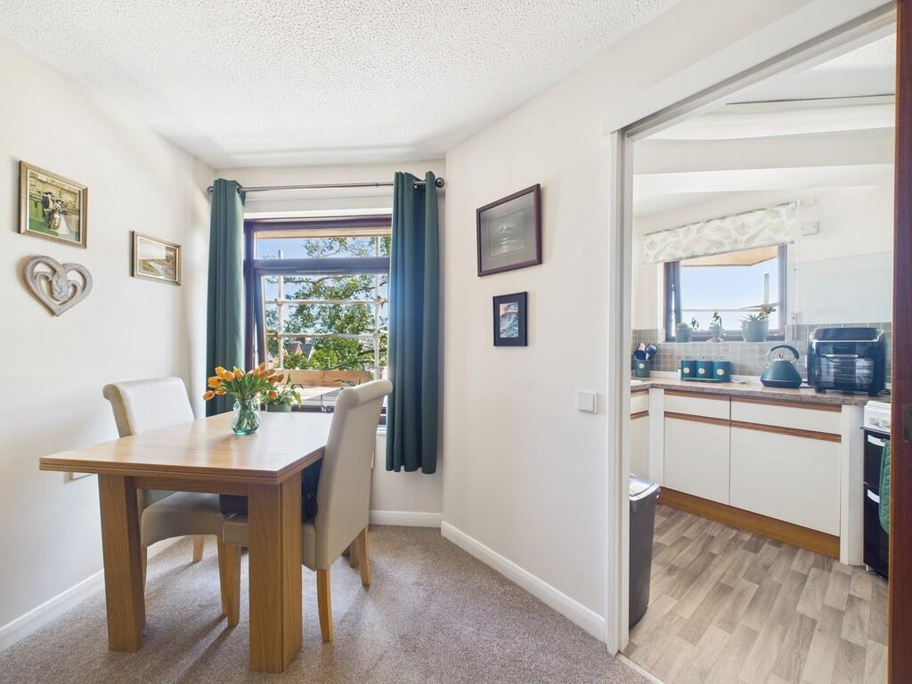 CAM02089G0-PR0521...