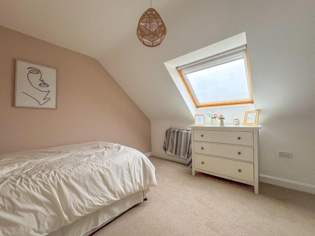 Dovecote Drive - Image-5.jpg