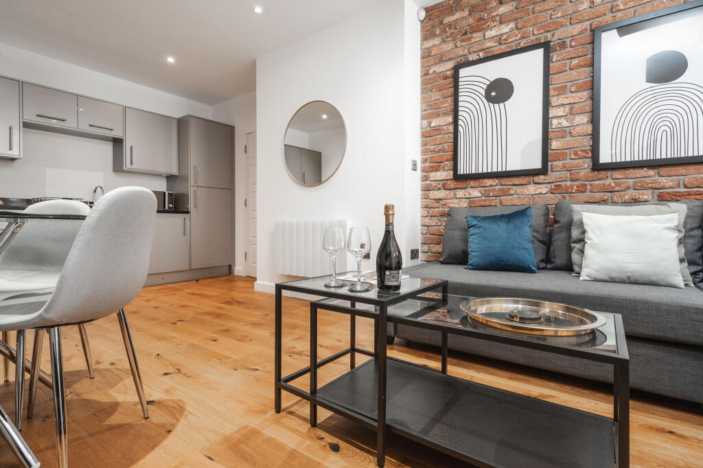 hounds gate court (5 of 70)