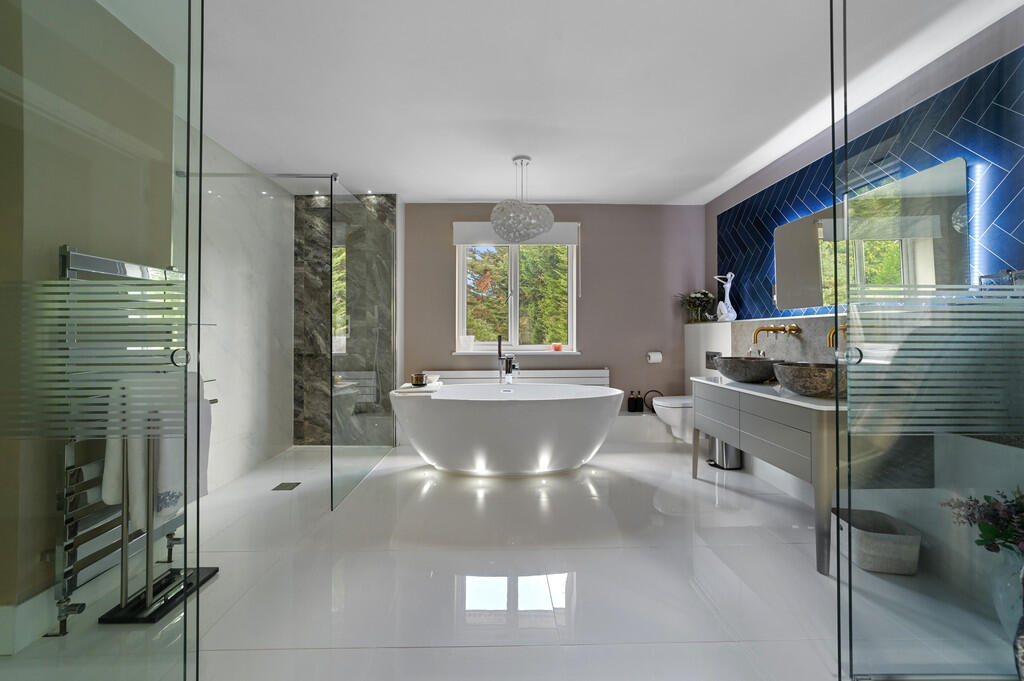 PT-FC(COL)-13Huna...