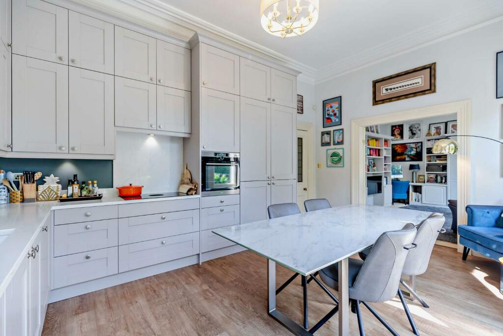8613128-interior24-800.jpg