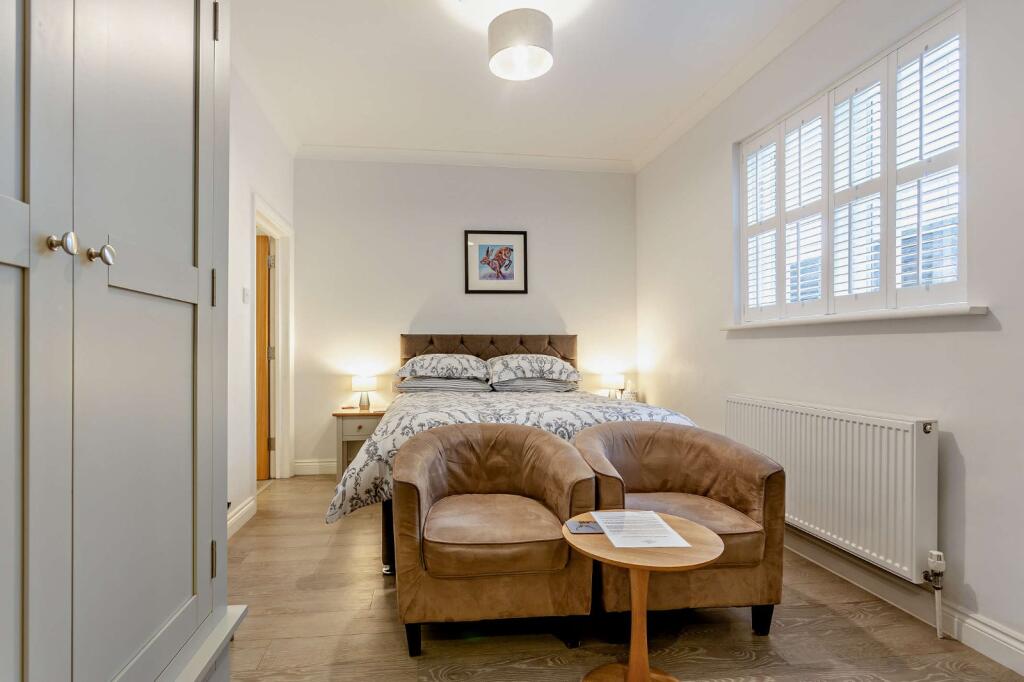 Victoria Road, Cirencester, Gloucestershire, GL7