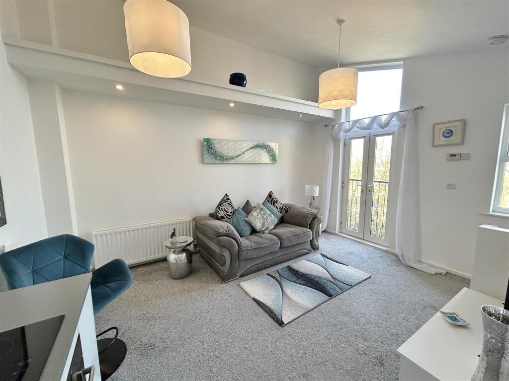 Lounge Area