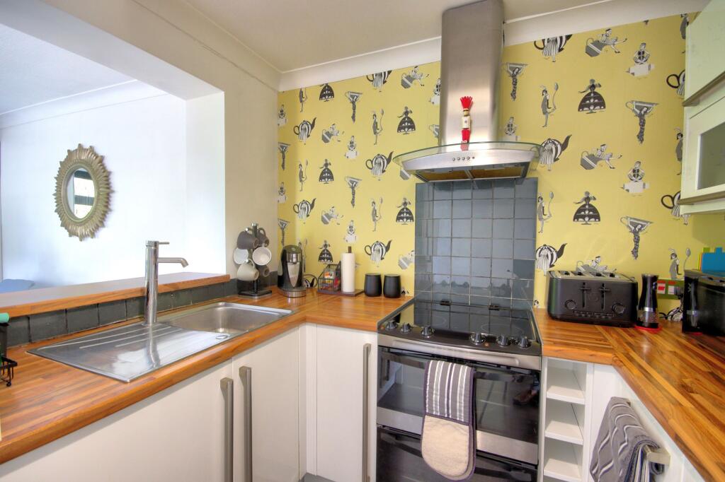 Kitchen 4