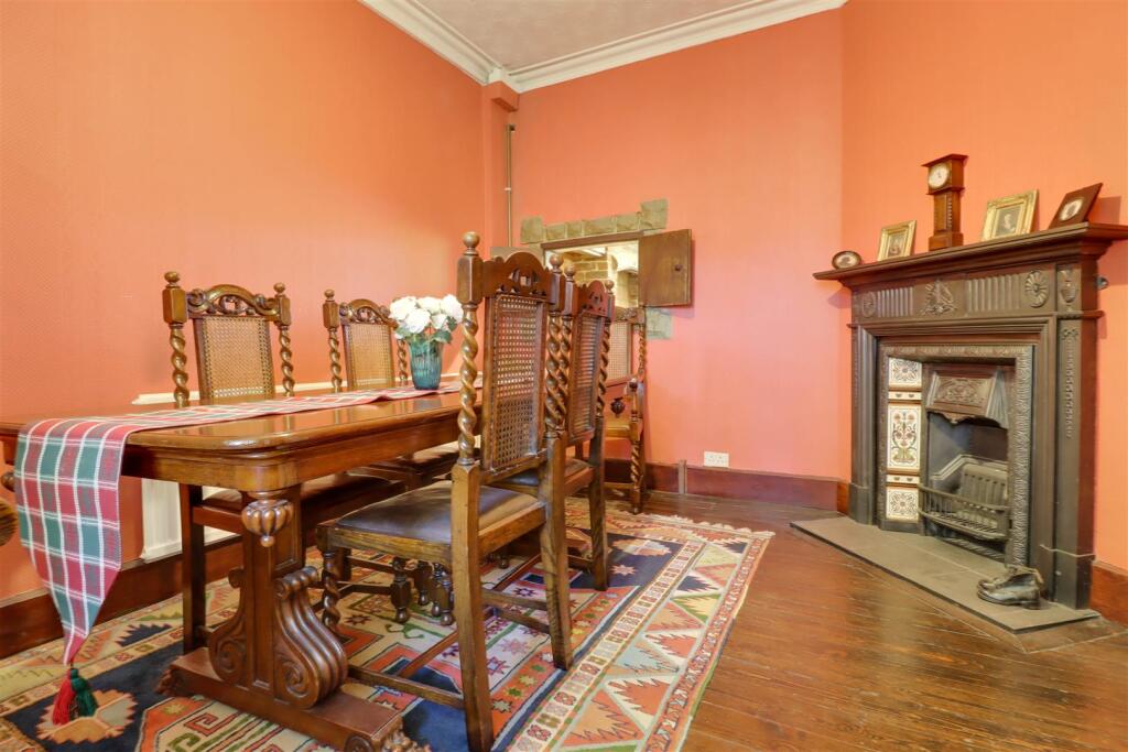 87 SOUTHEND ROAD-2.jpg