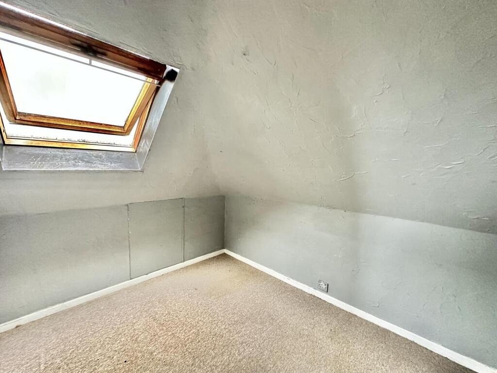 Loft Room 2