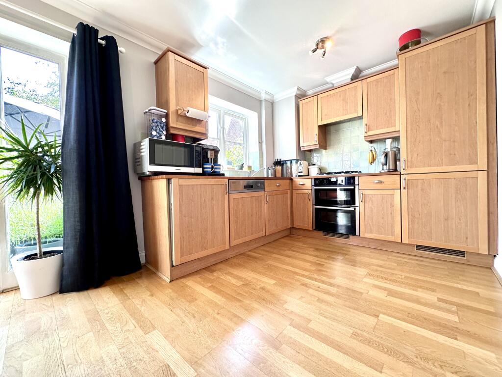 Kitchen 2