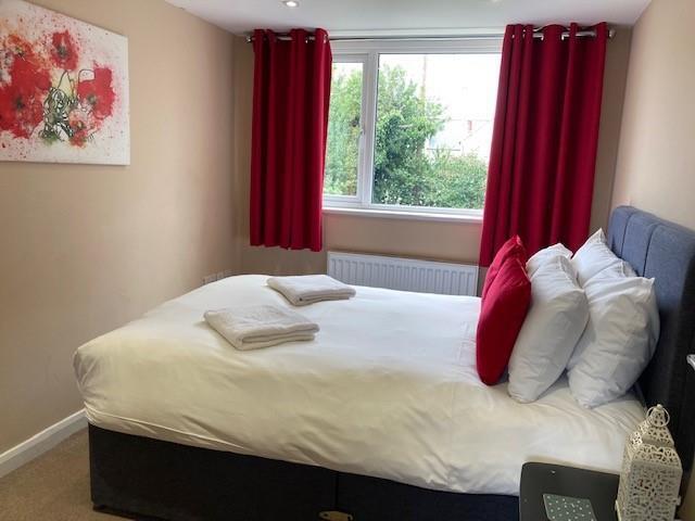 Bed 5.jpg
