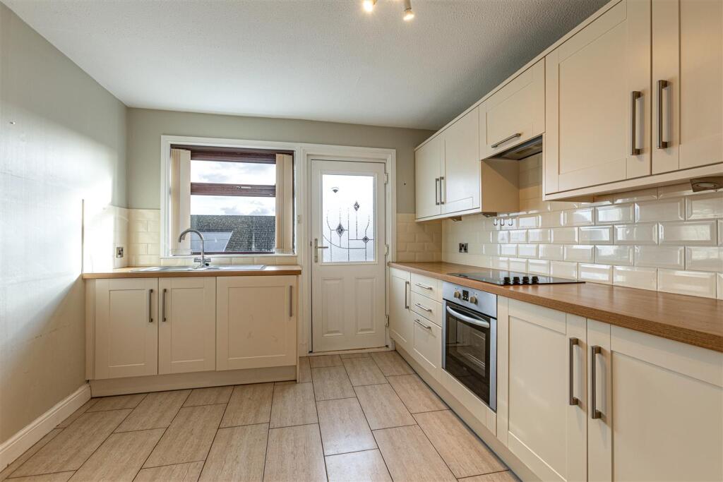 7 Briers Lane Galashiels 06.JPG