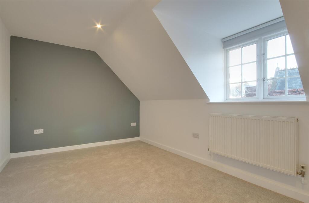 Bedroom.jpg
