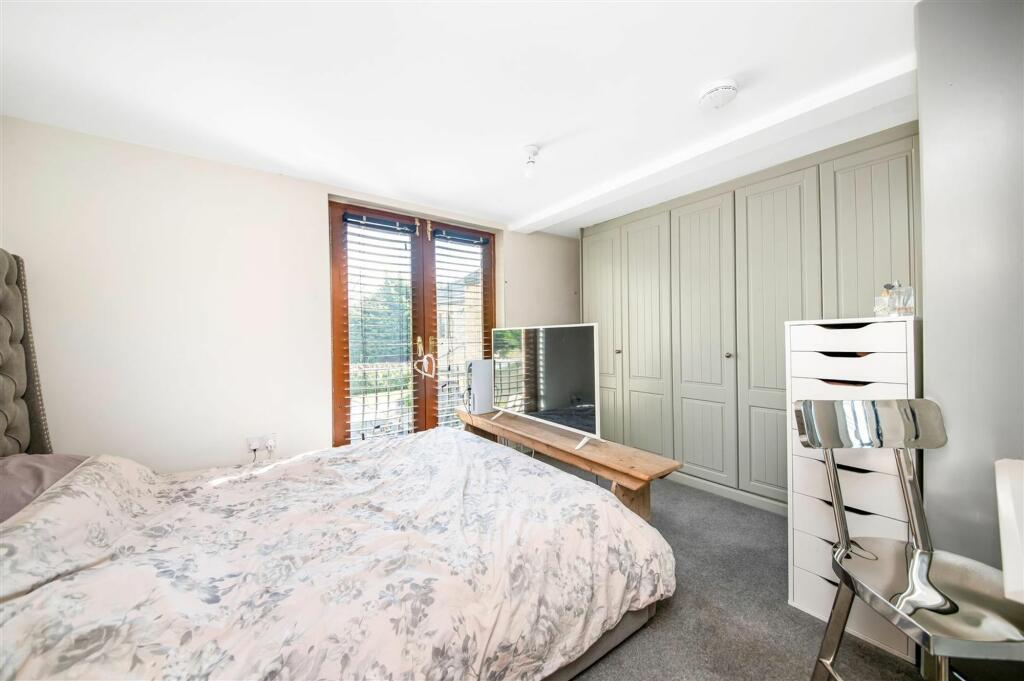 COACH HOUSE BEDROOM