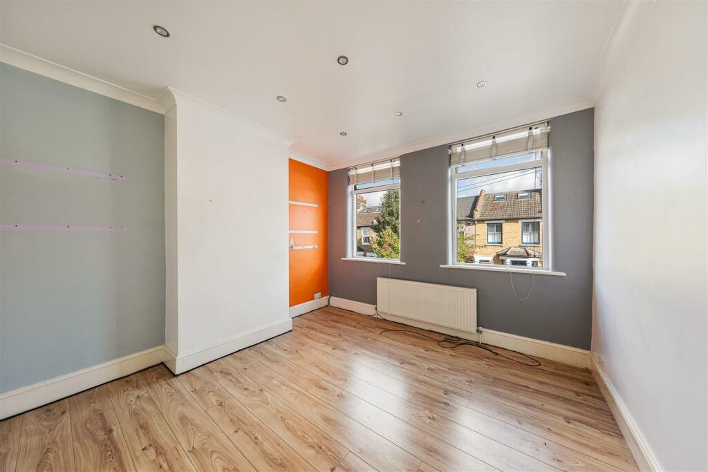 Bromley Road E17