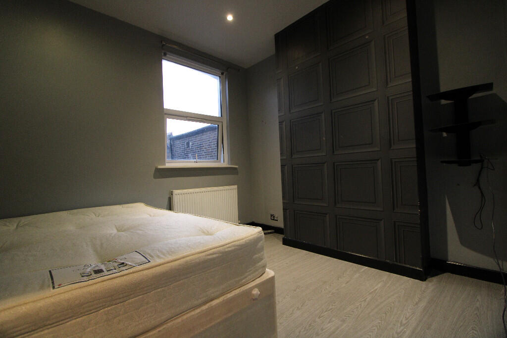 Trinity Road, London, SW17