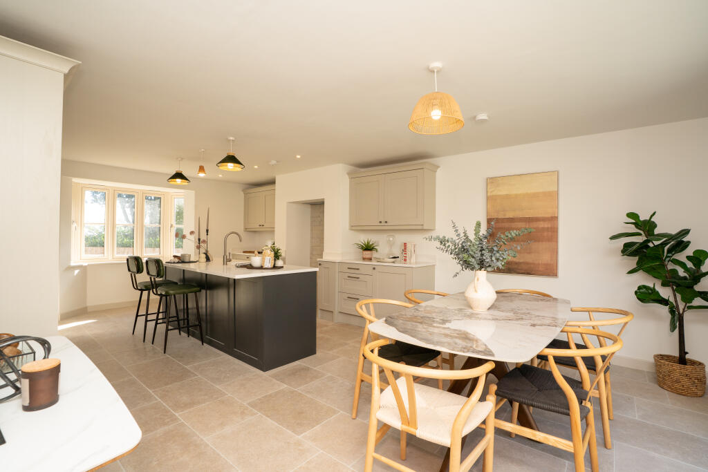 plot2finghall13