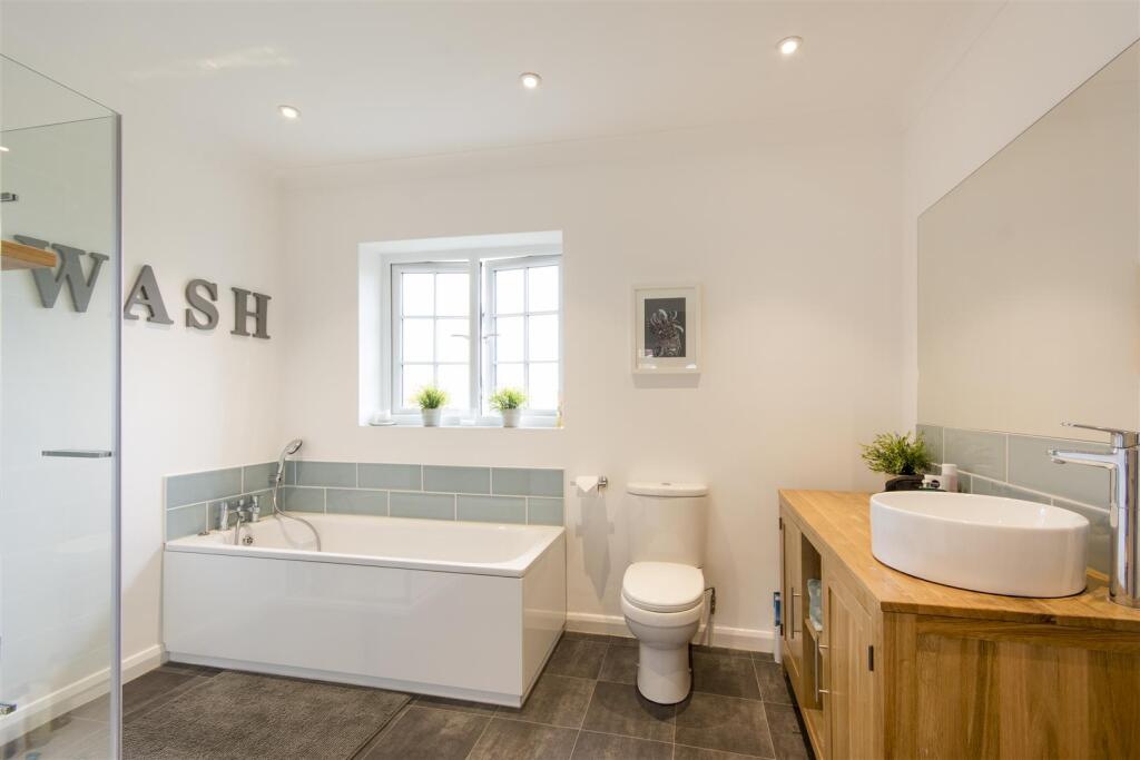 Bathroom High Res JPG.jpg